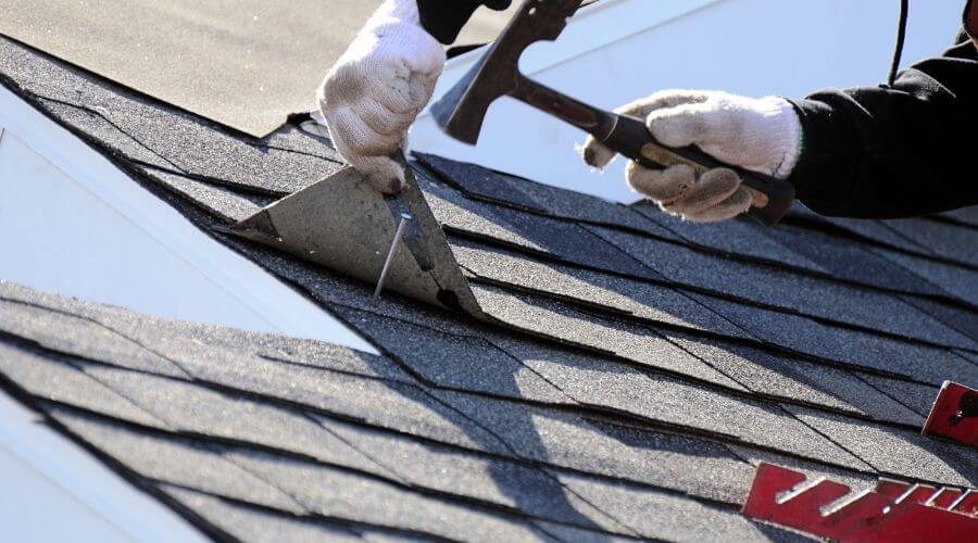 Professional metal roof installation in Pescadero, CA